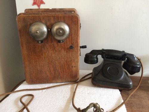 Antique LEICH Telephone with Oak Dovetail Ringer Box with Crank