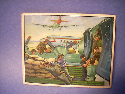 1951 BOWMAN GUM RED MENACE #28 BERLIN AIRLIFT