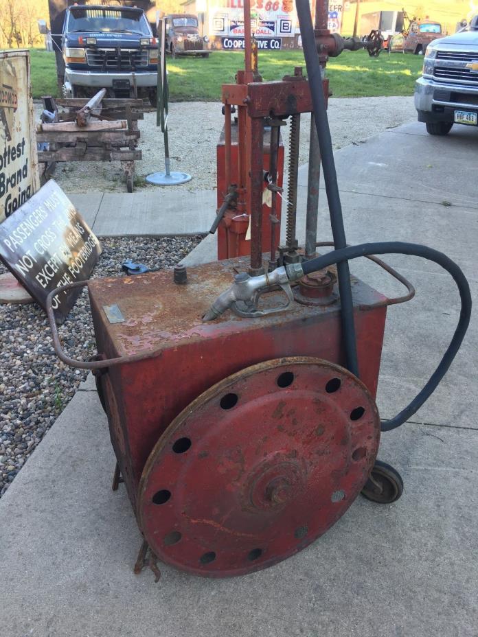 Vintage Rolling HIGH Wheel GAS CART Original PUMP Old Oil WILWAUKEE TANK WORKS