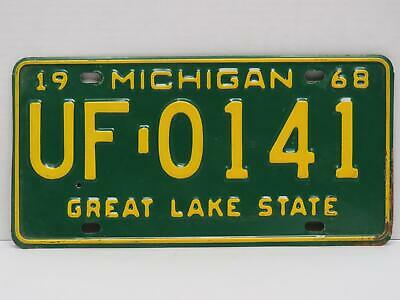 Single 1968 Michigan License Plate UF-0141 Ebossed Yellow on Green - UFO Alien