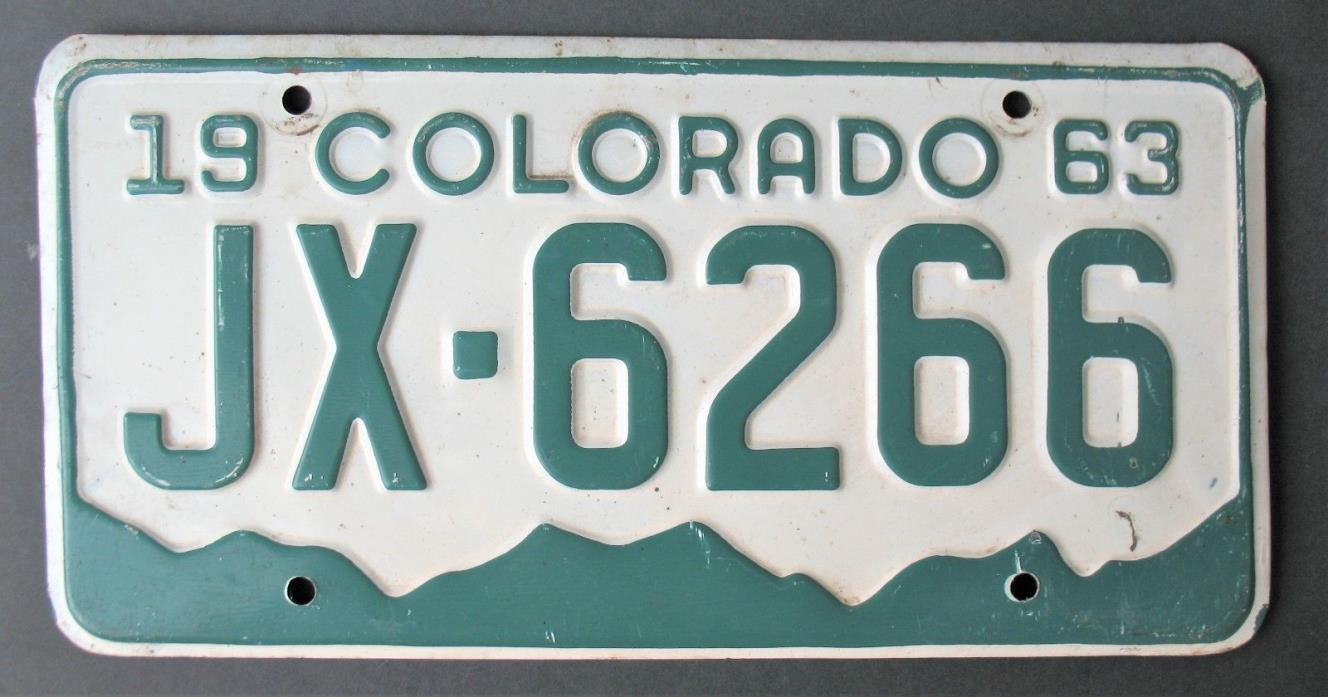 COLORADO LICENSE PLATE JX-6266 FROM 1963 MOUNTAINS GREEN WHITE NICE ONE!