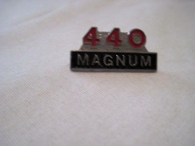 DODGE 440 MAGNUM ENGINE   INSIGNIA MOPAR   HATPIN,LAPEL PIN