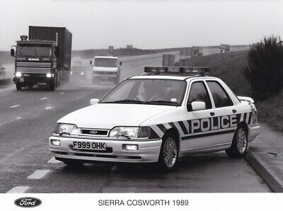 FORD SIERRA COSWORTH 1989 POLICE CAR PERIOD PHOTOGRAPH.