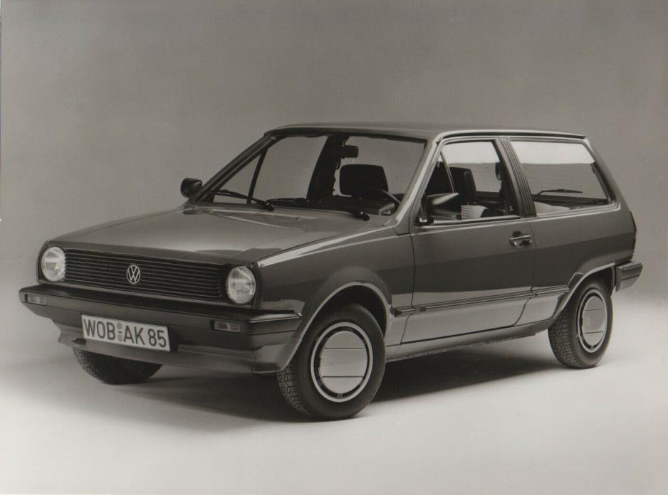 VW Polo Mk2 CL Hatchback (86C) Large Format Period Press Photograph - 1988
