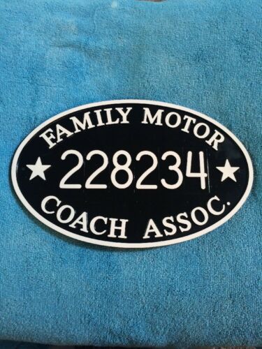 Family Motor Coach Assoc. 228234 Oval Plaque