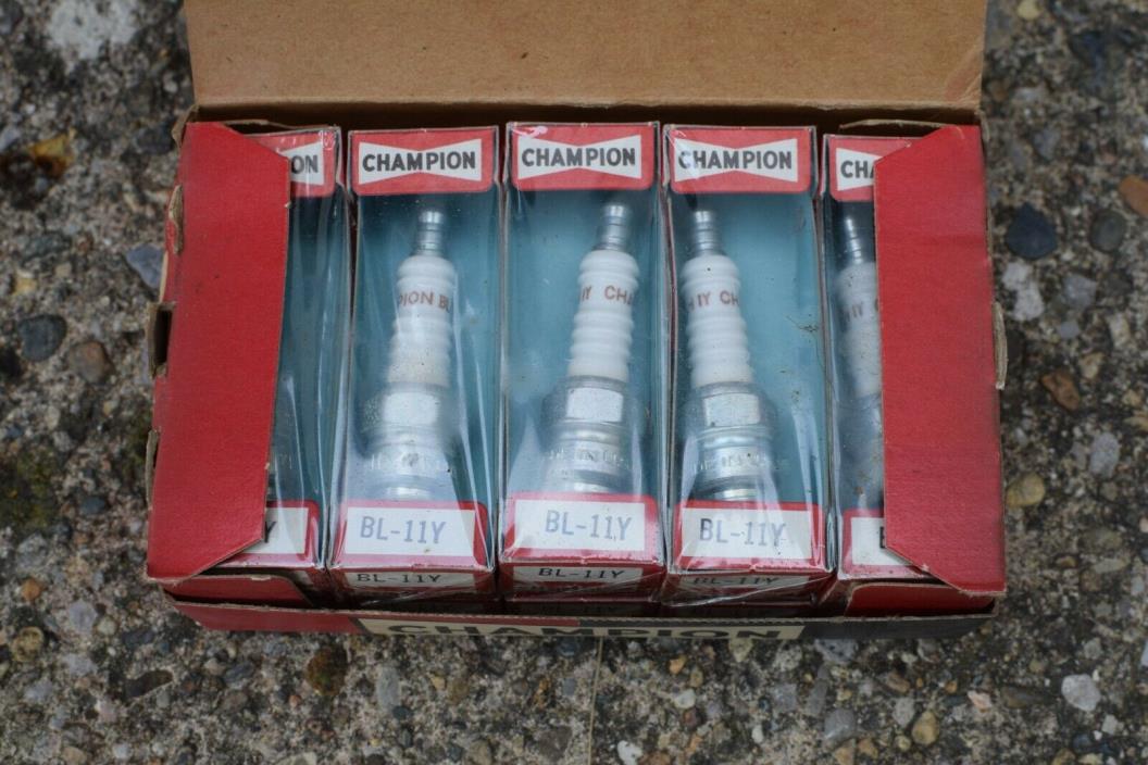 Vintage Champion Spark Plugs BL-11Y 10 Plugs New In Original Box NOS