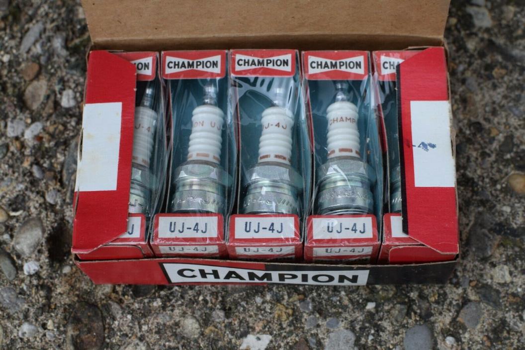 Vintage Champion Spark Plugs UJ-4J 10 Plugs New In Original Box NOS