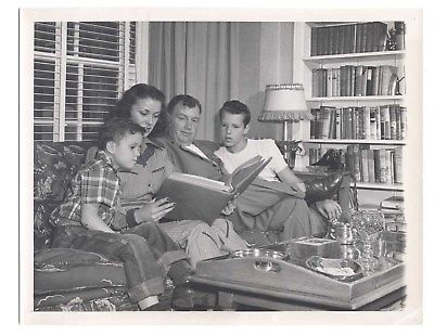 Vintage 1940s FAMILY Candid Original 7x9 ANDY DEVINE At Home RELAXING