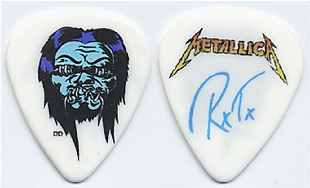 Metallica Robert Trujillo real 2008 tour signature Guitar Pick voodoo zombie