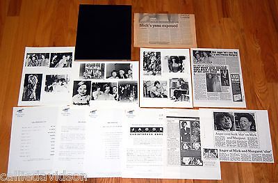 The ROLLING STONES Solo MICK JAGGER Unauthorized Book 1993 11pc Photo Press Kit