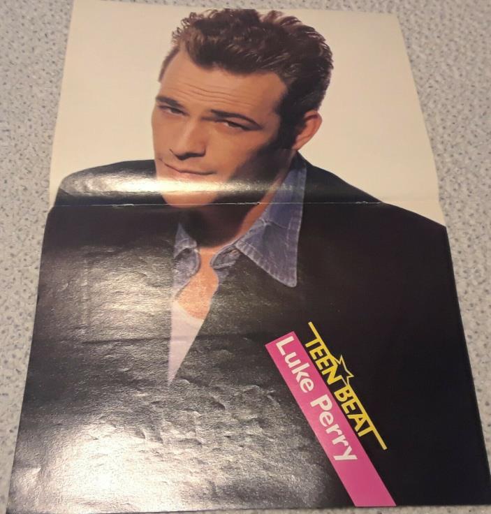 LUKE PERRY CENTERFOLD CLIPPING FROM A MAGAZINE 90'S GORGEOUS 90210