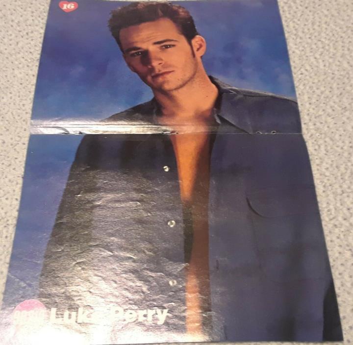 LUKE PERRY CENTERFOLD CLIPPING FROM A MAGAZINE 90'S SHIRT OPEN 90210