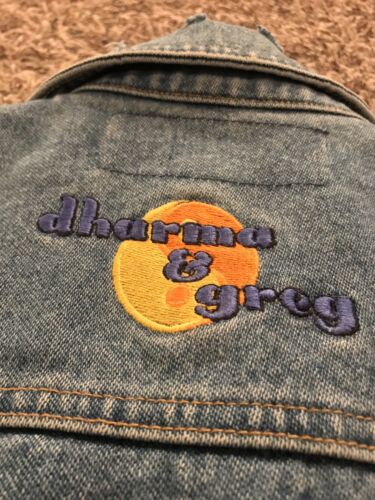 VINTAGE Starwears Hollywood Dharma And Greg 1997 Cast Crew Jean Jacket Small