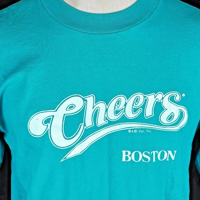 Cheers Boston Vtg L T-shirt Large + Bull Finch Pub 20th Birthday Button USA Made