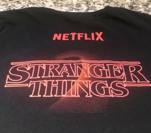 NETFLIX Stranger Things SEASON 2 T-Shirt Size Medium