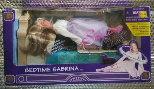 1997 vintage KENNER SABRINA THE TEENAGE WITCH BEDTIME DOLL BRAND NEW TV show 90s