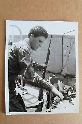 ORIGINAL TV PHOTO STILL~KURT RUSSELL AS CHARLES WHITMAN~THE DEADLY TOWER~1976