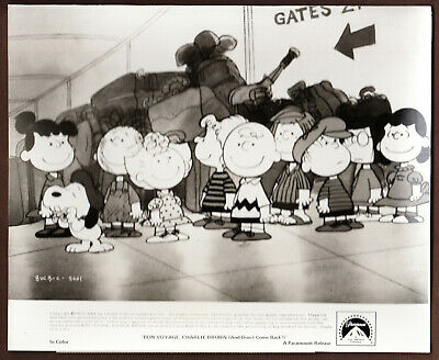 original 8 X 10 movie still photos lot of 4 Bon Voyage Charlie Brown 1980 promos
