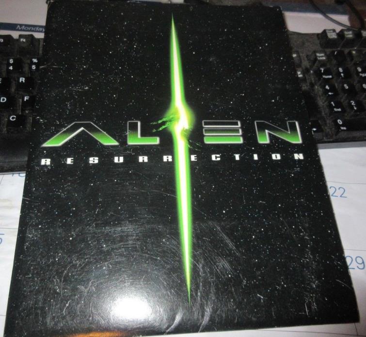 1997 Alien: Resurrection Press Kit Sigourney Weaver Winona Ryder