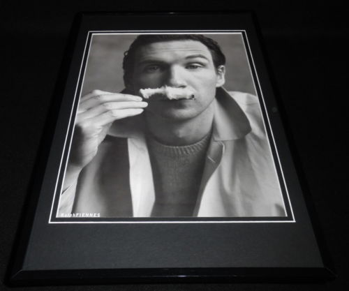 Ralph Fiennes 1999 Framed 11x17 Photo Poster Display