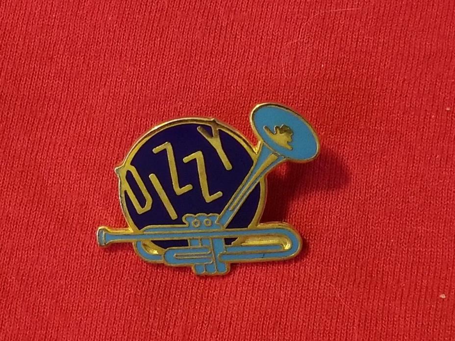 Jazz Trumpeter & Singer DIZZY GILLESPIE (Vintage 1995) Pin Button Trumpet