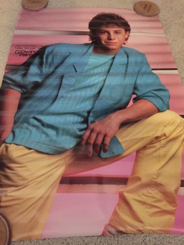 Kirk Cameron as Mike Seaver - Poster - 1985 - 22X33 - Growing Pains