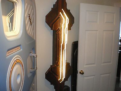 stargate prop atlantis propworx light    rare item   screen used