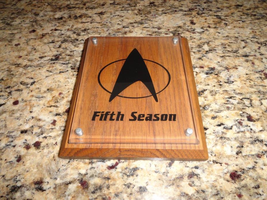 star trek cast and crew plaque  gift   NEXT GEN 5TH  PROP