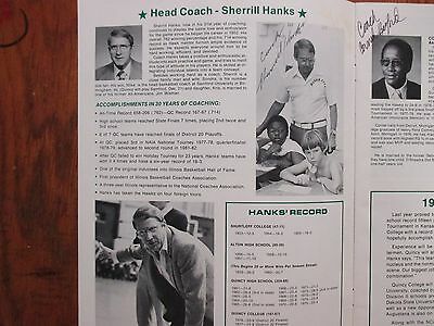 1982 Quincy College Men's Basketball Guide(19 Signed/SHERRILL HANKS/CHRIS JONES)