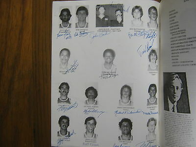 1981 UC SAN DIEGO Men's Basketball Media Guide(17 Signed/JOHN BLOCK/BOB GOODMAN)