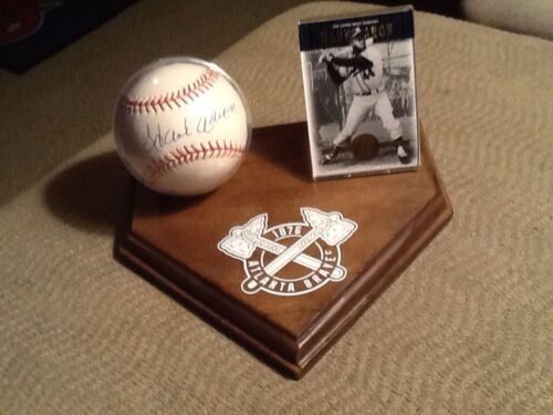 Atlanta Braves Autographed Baseball& Card Display