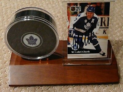 Wendel Clark Toronto Maple Leafs Autographed Card with Puck in Wood holder