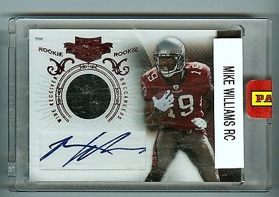 Mike Williams 2010 Panini Plates & Patches Rookie Auto Jersey Card #226 Tampa