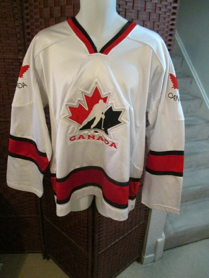 Team Canada Hockey Jersey Size Men's Large Olympics