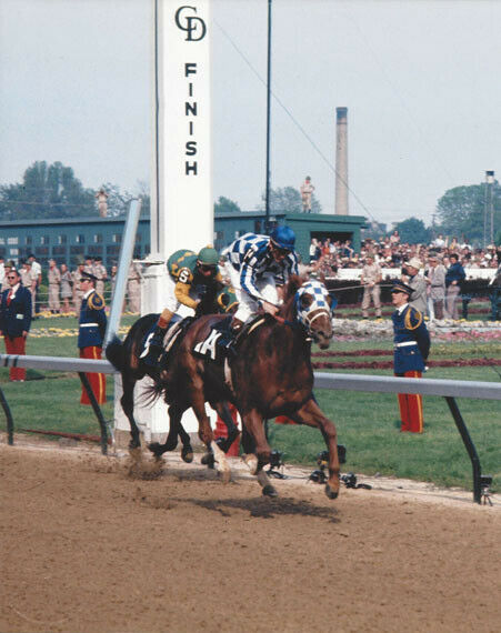 SECRETARIAT & RON TURCOTTE - ORIGINAL 1973 KENTUCKY DERBY HORSE RACING PHOTO!