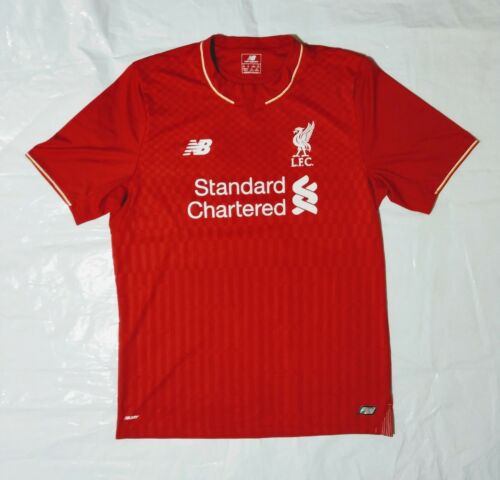 Liverpool FC jersey 15/16 size L New Balance Home