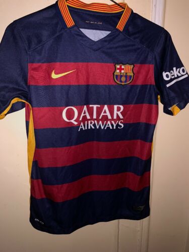Lionel Messi Nike Barcelona 2014 Soccer Jersey Men’s size Small Good condition