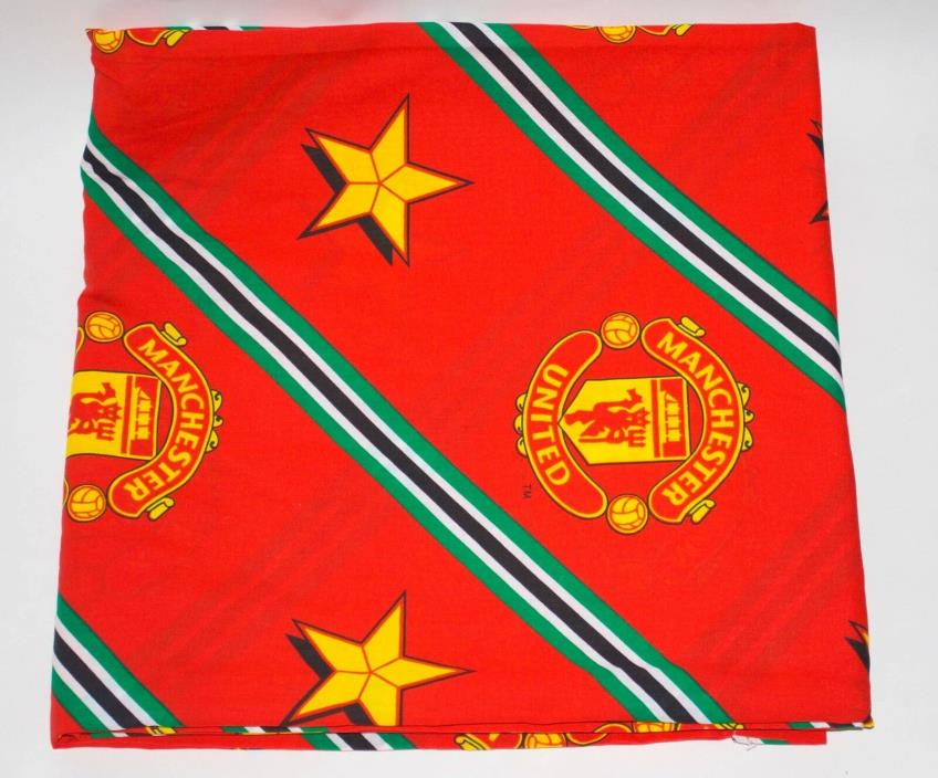 Manchester United FC Crest Curtains Pair– 66 Inch x 72 Inch Drop