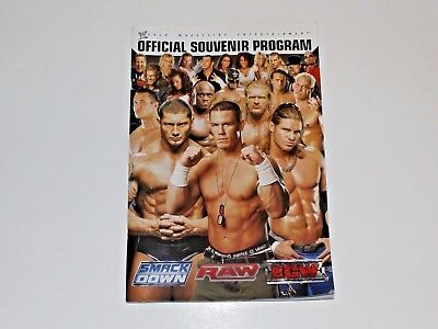 2007 WWE World Wrestling Official Souvenir Program Book Signatures Autographs