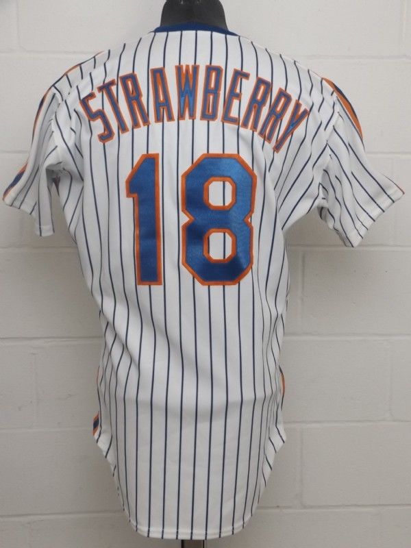 Darryl Strawberry (New York Mets) (Signed) Game Worn Jersey