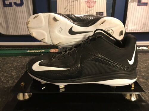 Chicago Cubs Justin Grimm Game Used Cleats! MLB Authenticated!