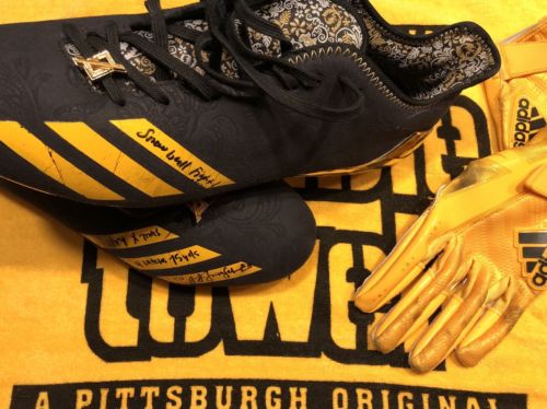 JUJU SMITH SCHUSTER Game Worn Cleats & Gloves Christmas Day Pittsburgh Steelers