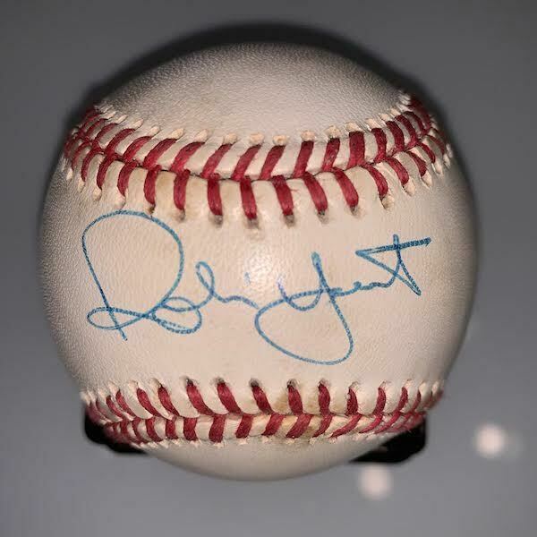 Robin Yount Autographed Signed Baseball Auto Rawlings OMLB Milwaukee Brewers