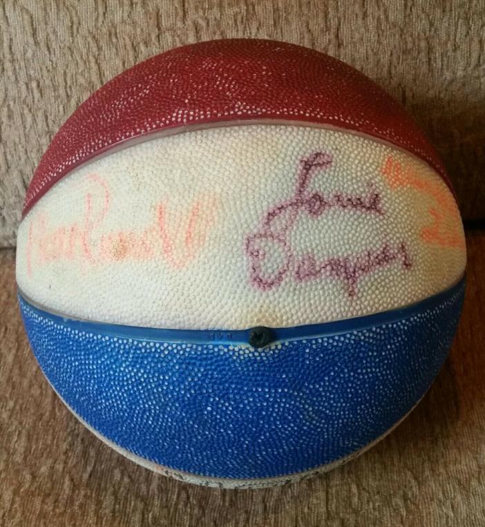 1973 Kentucky Colonels Team Signed (12) ABA Basketball Wendell Ladner ++ JSA COA