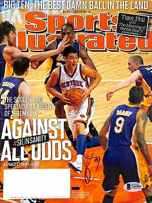Knicks Jeremy Lin Authentic Signed 2012 Sports Illustrated Magazine BAS #G45588