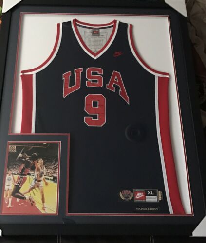 USA Jersey w/ Signed Michael Jordan Vintage Autograph PSA Framed