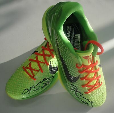 Kobe Bryant Hand Signed Auto Nike Christmas Day Shoes 2 Sigs! Online Authentics