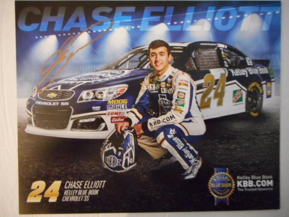 Chase Elliott GOLD Auto 2016 #24 KELLEY BLUE BOOK Chevy ROIY Nascar 8x10 HERO