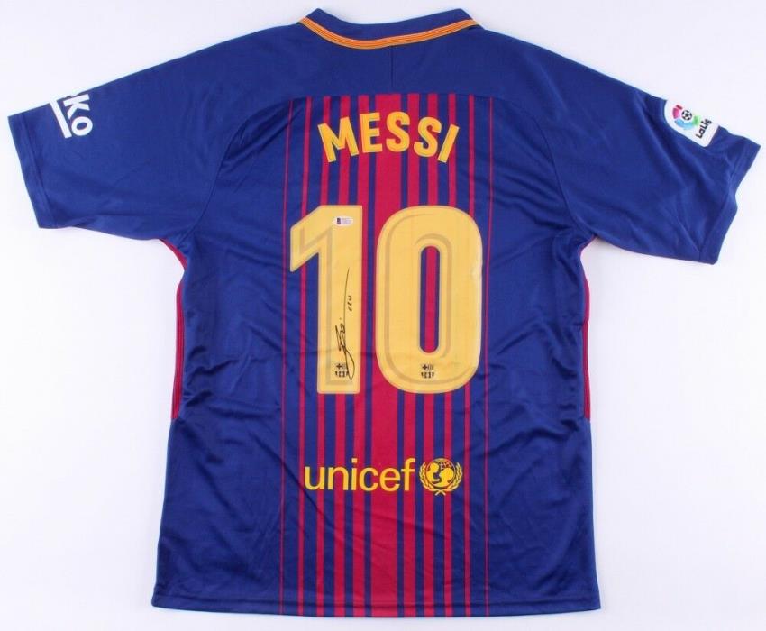 Lionel Messi Signed FC Barcelona Jersey Inscribed 