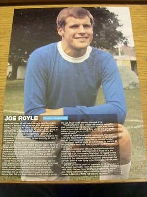 1960-70's Autographed Magazine Picture A4: Everton - Royle, Joe. We try and insp